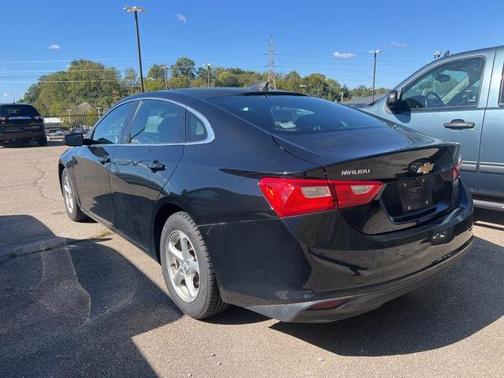 2017 Chevrolet Malibu 1LS