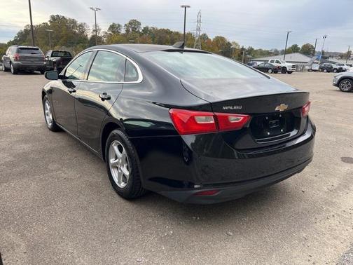2017 Chevrolet Malibu 1LS