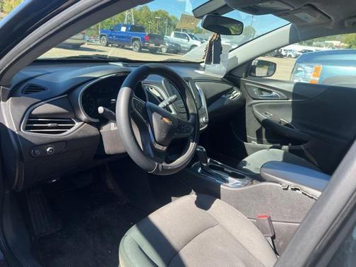2017 Chevrolet Malibu 1LS