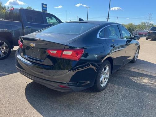 2017 Chevrolet Malibu 1LS