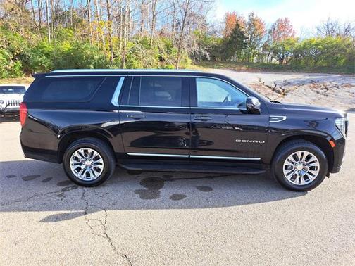 2024 GMC Yukon XL Denali