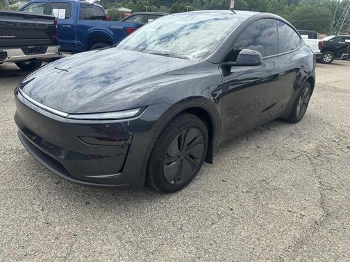 2026 Tesla Model Y Long Range Dual Motor All-Wheel Drive