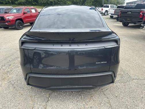 2026 Tesla Model Y Long Range Dual Motor All-Wheel Drive