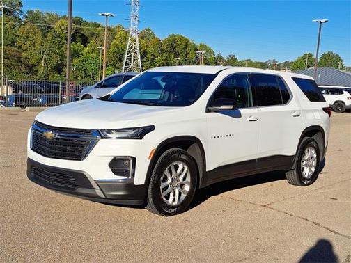 2023 Chevrolet Traverse LS