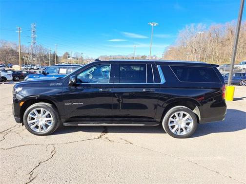 2024 Chevrolet Suburban 4WD High Country