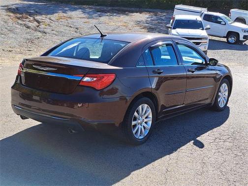 2013 Chrysler 200 Touring