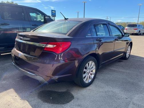 2013 Chrysler 200 Touring