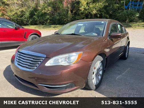 2013 Chrysler 200 Touring