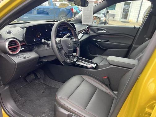 2025 Chevrolet Trax FWD 2RS