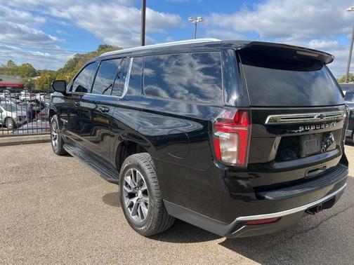 2022 Chevrolet Suburban LS