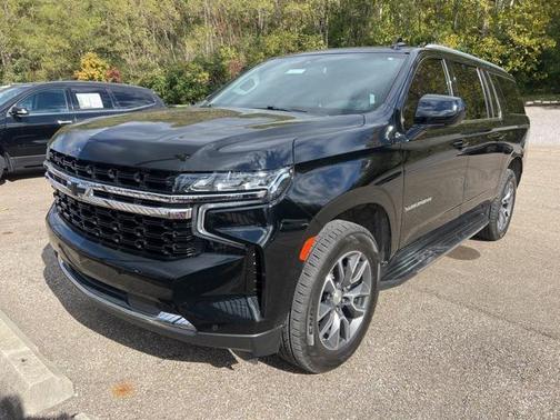 2022 Chevrolet Suburban LS