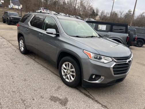 2020 Chevrolet Traverse LT Cloth