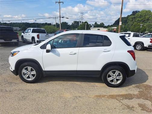 2022 Chevrolet Trax LS