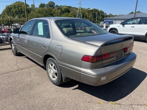 1997 Toyota Camry LE