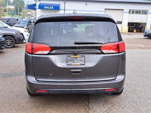 2020 Chrysler Pacifica Touring