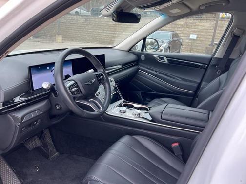 2025 Genesis GV80 2.5T