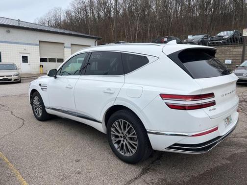 2025 Genesis GV80 2.5T