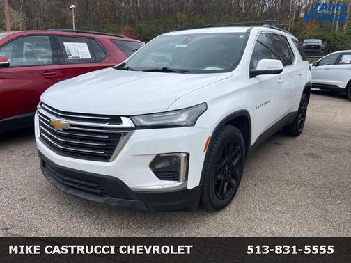 2023 Chevrolet Traverse LT Leather