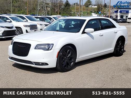 2022 Chrysler 300 S