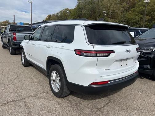 2023 Jeep Grand Cherokee L Laredo