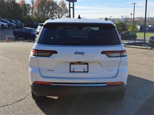 2023 Jeep Grand Cherokee L Laredo