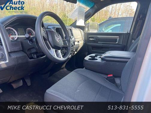 2024 RAM 1500 Classic Warlock Crew Cab 4x4 5'7' Box