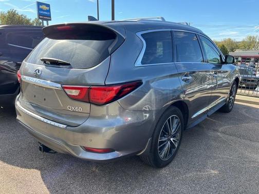 2017 INFINITI QX60 Base