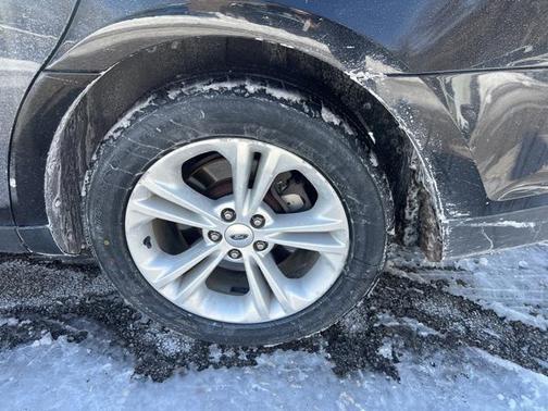 2016 Ford Taurus SEL