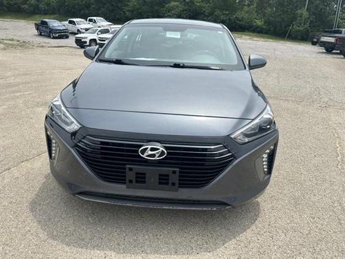 2019 Hyundai IONIQ Plug-In Hybrid Base