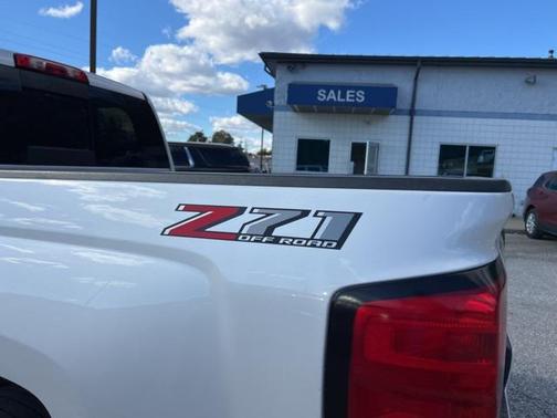 2018 Chevrolet Silverado 1500 2LT