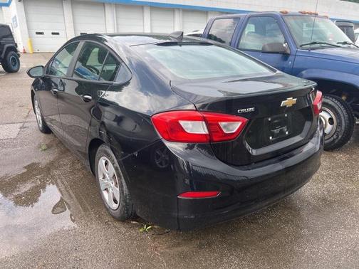 2017 Chevrolet Cruze LS