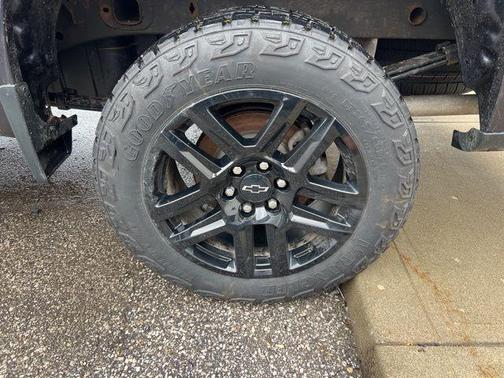 2023 Chevrolet Silverado 1500 Custom Trail Boss