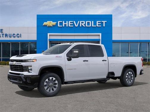 2026 Chevrolet Silverado 2500 Custom