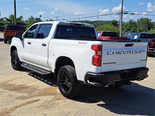 2023 Chevrolet Silverado 1500 Custom Trail Boss
