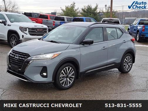 2024 Nissan Kicks SR