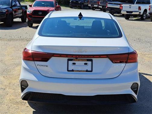 2022 Kia Forte LXS