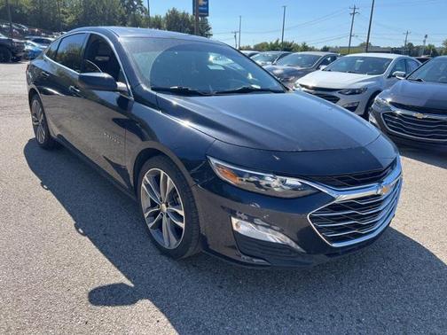 2022 Chevrolet Malibu FWD LT