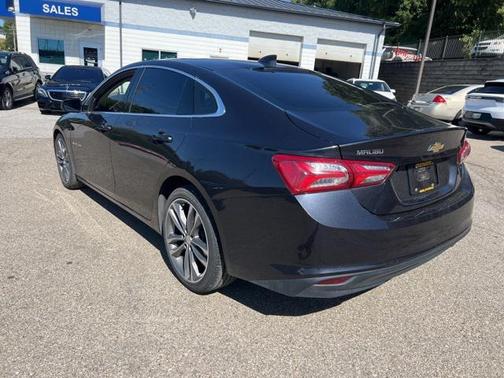2022 Chevrolet Malibu FWD LT