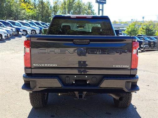 2024 Chevrolet Silverado 2500 Custom