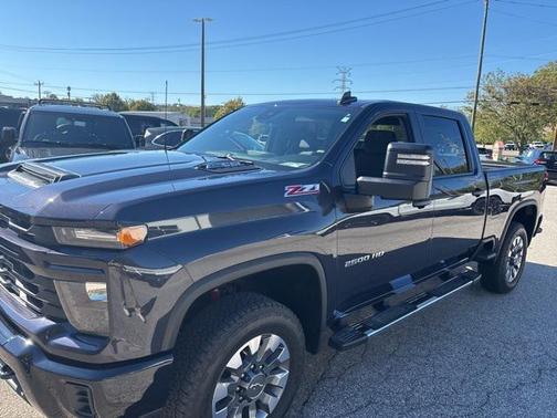 2024 Chevrolet Silverado 2500 Custom