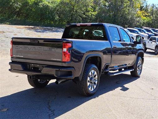 2024 Chevrolet Silverado 2500 Custom