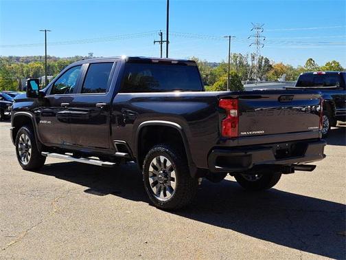2024 Chevrolet Silverado 2500 Custom