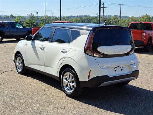 2025 Kia Soul S