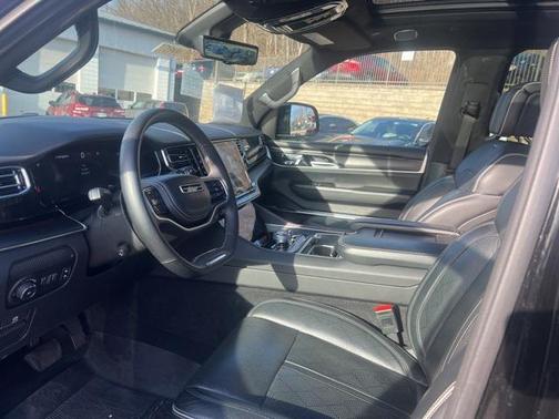 2024 Jeep Grand Wagoneer L Series II 4x4