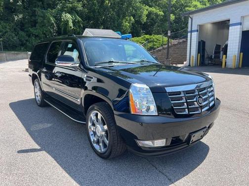 2010 Cadillac Escalade ESV Base