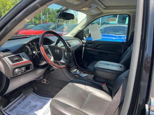 2010 Cadillac Escalade ESV Base