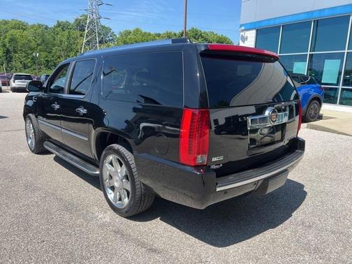 2010 Cadillac Escalade ESV Base