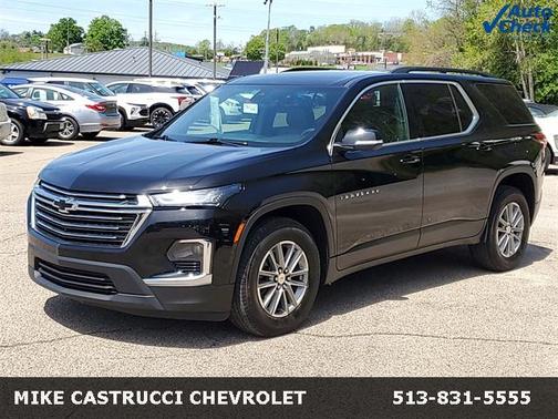 2022 Chevrolet Traverse LT Leather