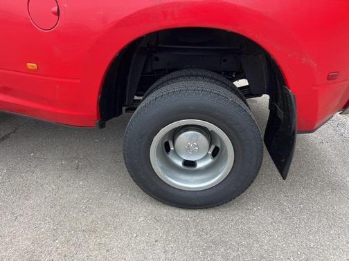 2018 RAM 3500 Tradesman Crew Cab 4x4 8' Box