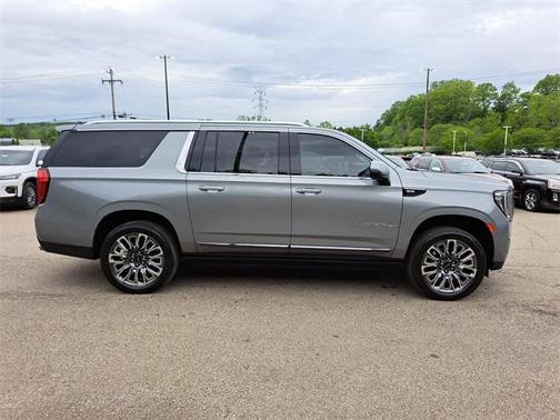 2023 GMC Yukon XL Denali Ultimate